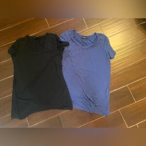 Rae Mode lot of 2 v-neck tshirts.  Black and Blue Short Sleeve Tees. Size Medium